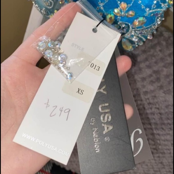 Prom Dress - Picture 6 of 8